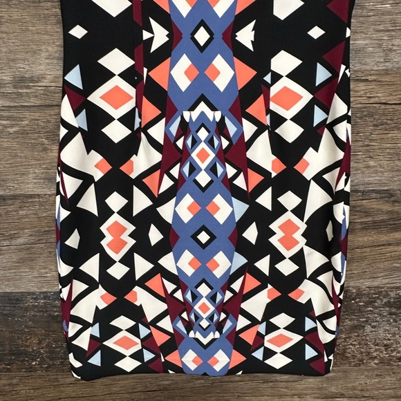 Talbots Geometric Black and White Sheath Mini Dress Crew Neck Short Sleeve - Picture 3 of 7